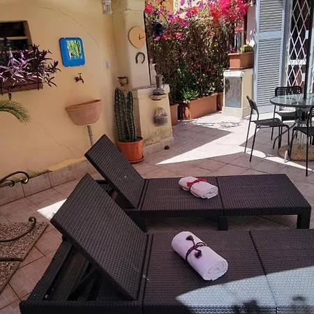 And Comfort Πανσιόν 4*